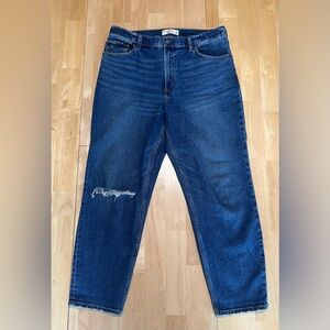 Abercrombie & Fitch Women's High Rise Mom Jean Medium Wash - Size 31